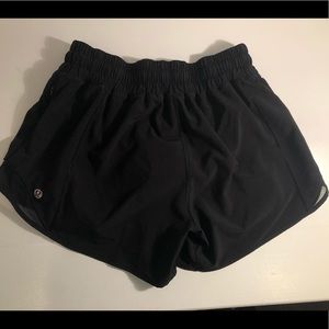 Lululemon Hottie Hot Short II Long 4”